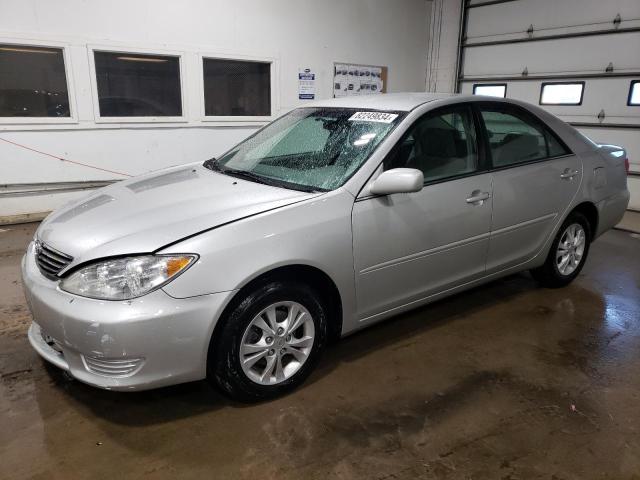 TOYOTA CAMRY LE
