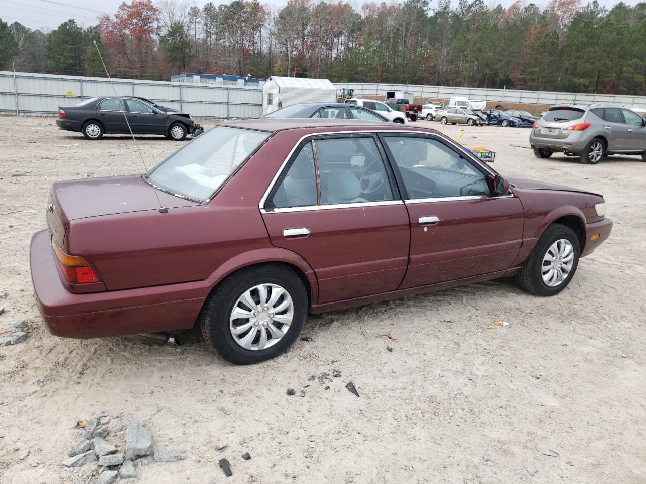 Lot #3041834411 1992 NISSAN STANZA