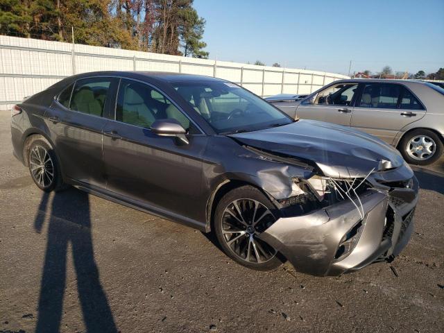 2018 TOYOTA CAMRY L - 4T1B11HK0JU056771