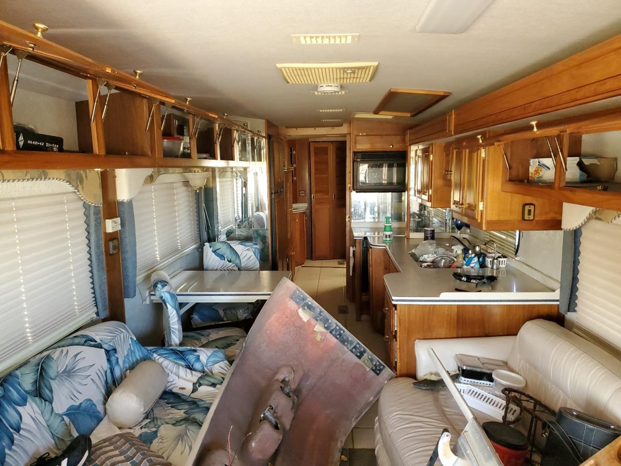 Lot #3037299212 2000 FLEE MOTORHOME