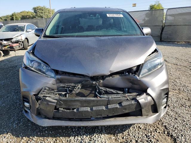 2019 TOYOTA SIENNA SE 5TDXZ3DC8KS993211