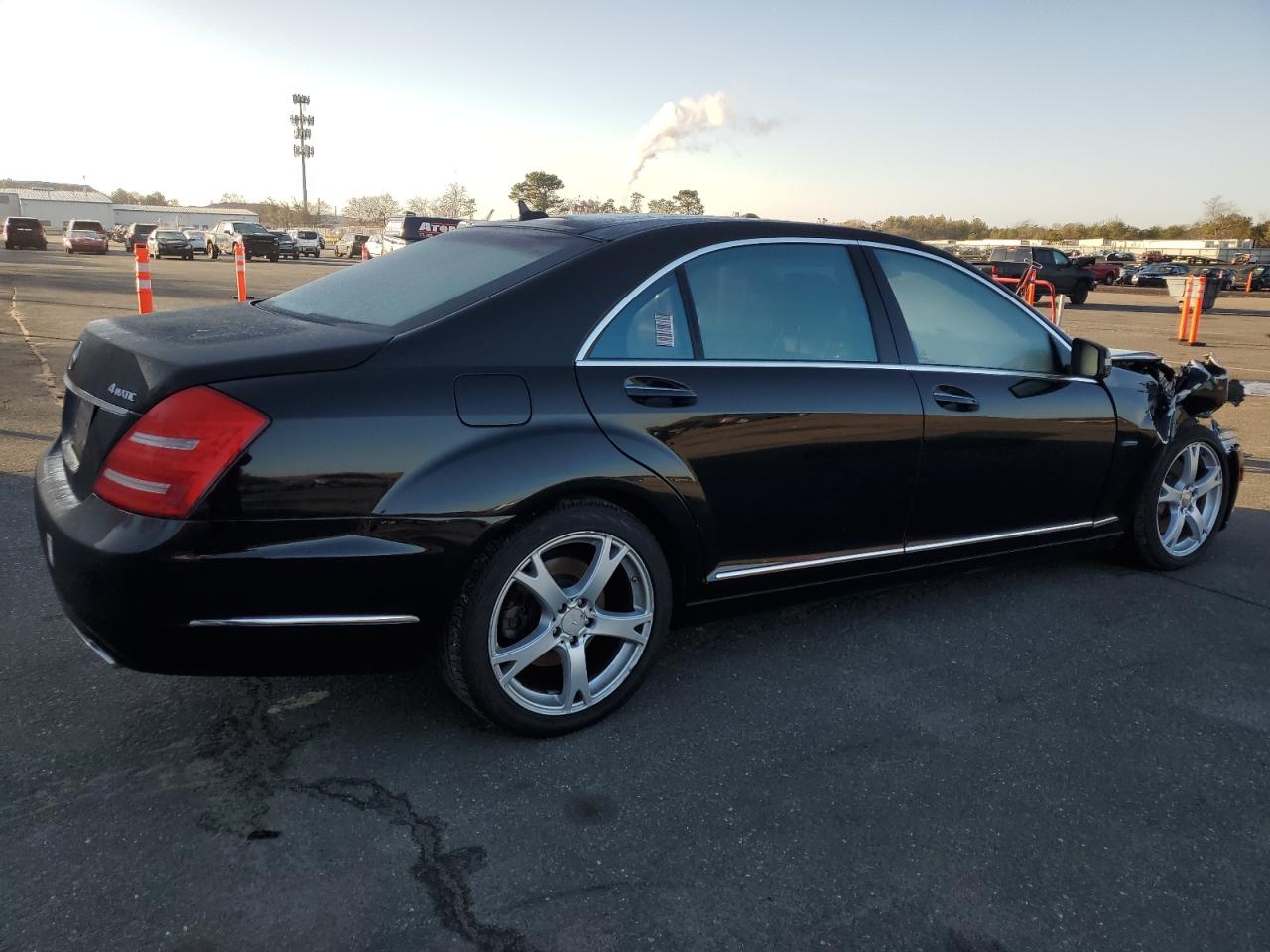 Lot #3033239920 2012 MERCEDES-BENZ S 550 4MAT