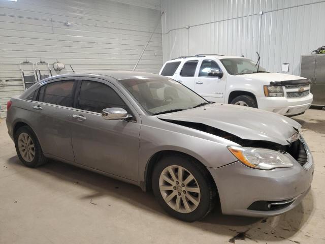 VIN 1C3CCBCG5DN560005 2013 CHRYSLER 200 no.4