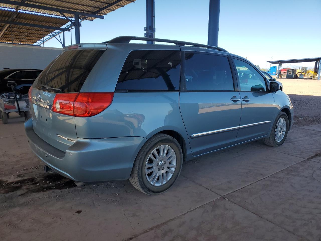 Lot #3033397901 2009 TOYOTA SIENNA XLE