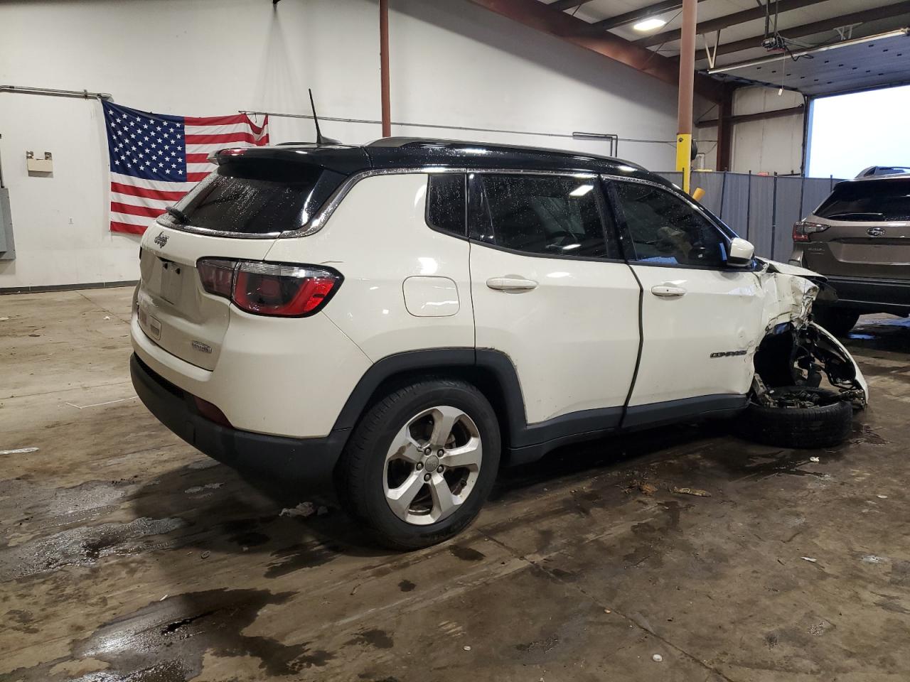 Lot #3044393870 2018 JEEP COMPASS LA