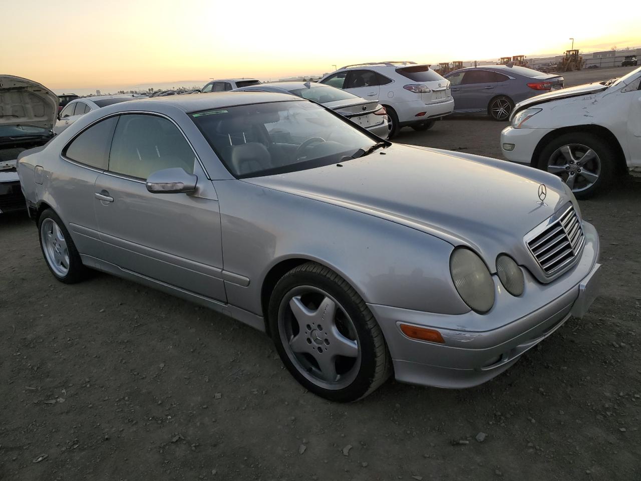 Lot #3046019317 2000 MERCEDES-BENZ CLK 320