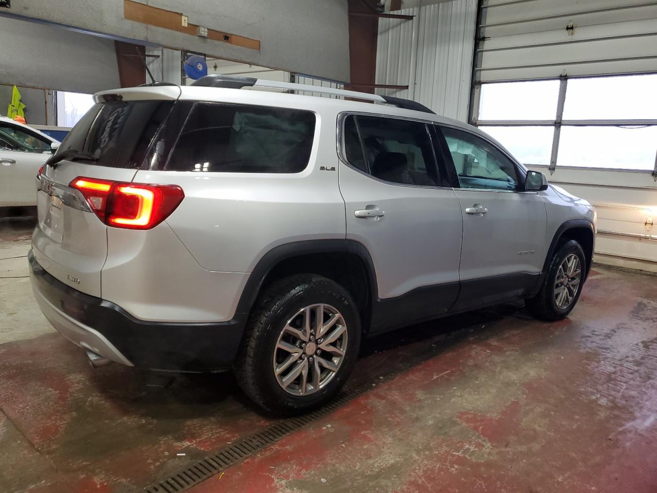 Lot #3030558855 2019 GMC ACADIA SLE