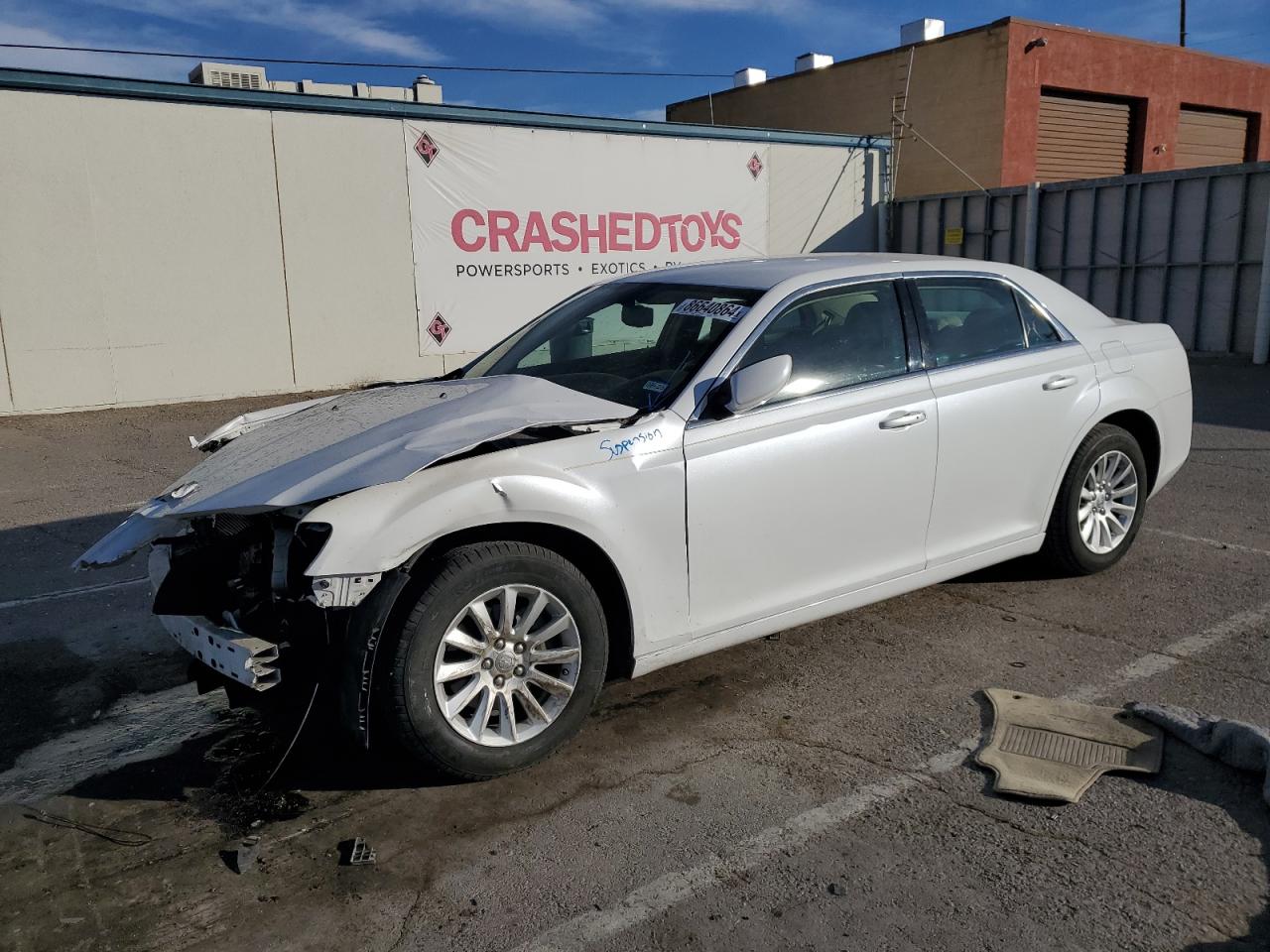  Salvage Chrysler 300