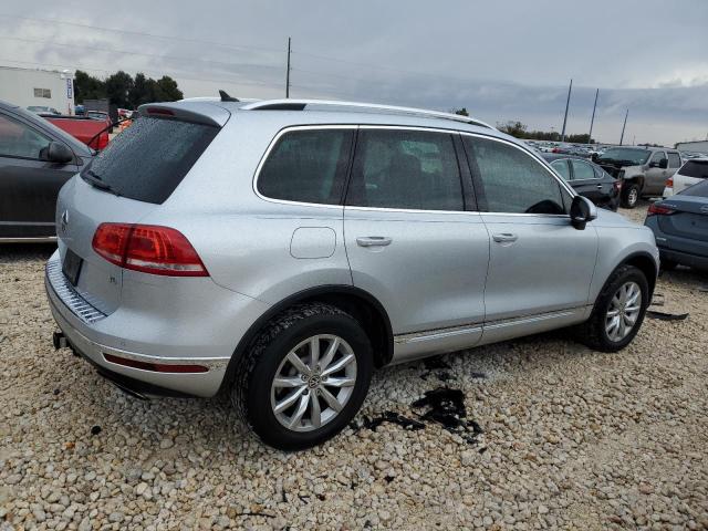 2016 VOLKSWAGEN TOUAREG SP WVGEF9BP2GD008196