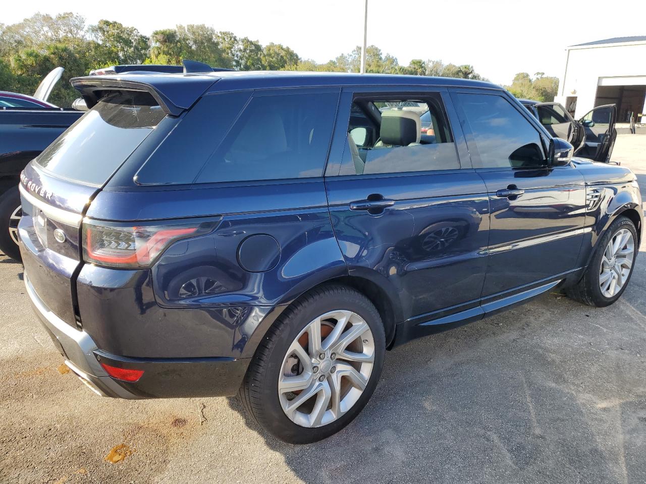 Lot #3036950733 2019 LAND ROVER RANGE ROVE