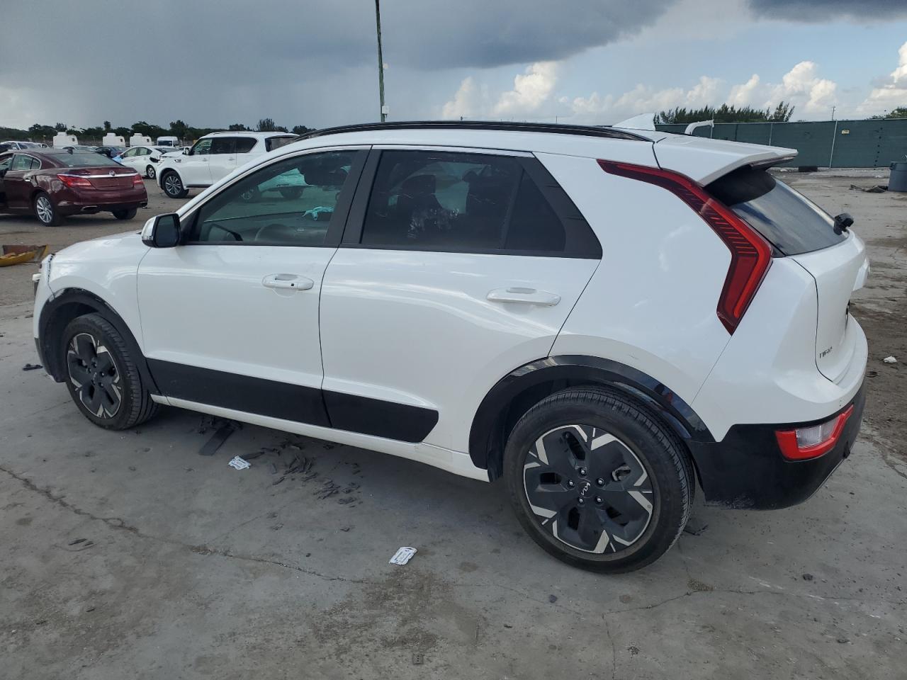 Lot #3055205974 2023 KIA NIRO WIND