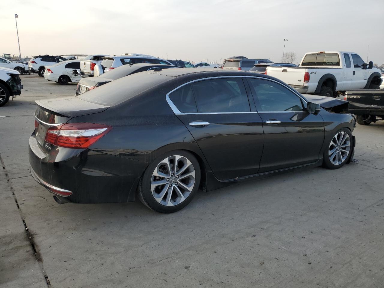 Lot #3029337730 2016 HONDA ACCORD TOU