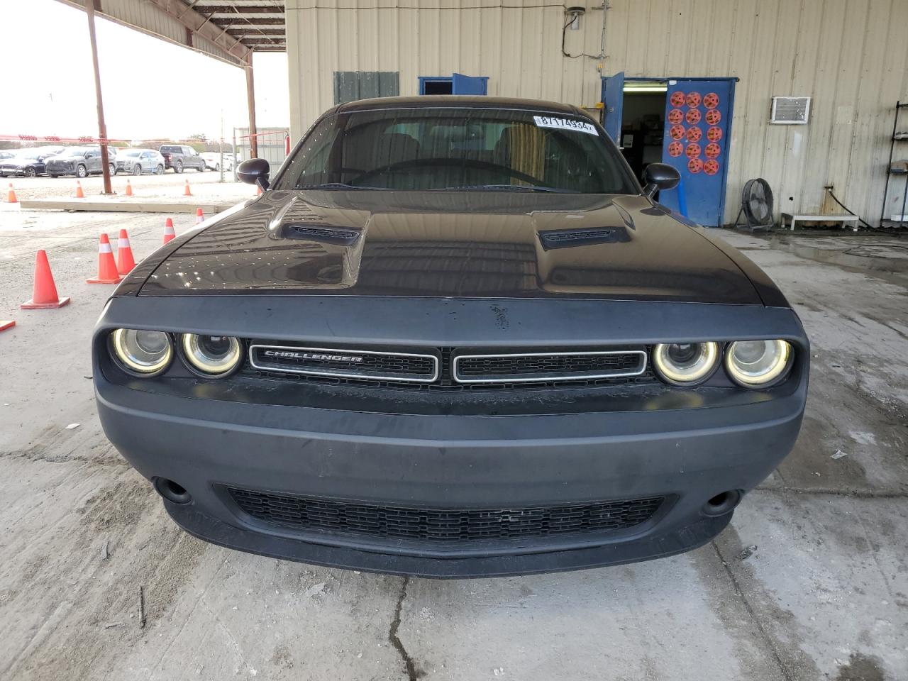 Lot #3044494733 2015 DODGE CHALLENGER