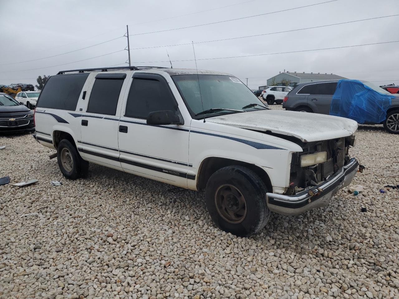 Lot #3036874053 1996 GMC SUBURBAN C