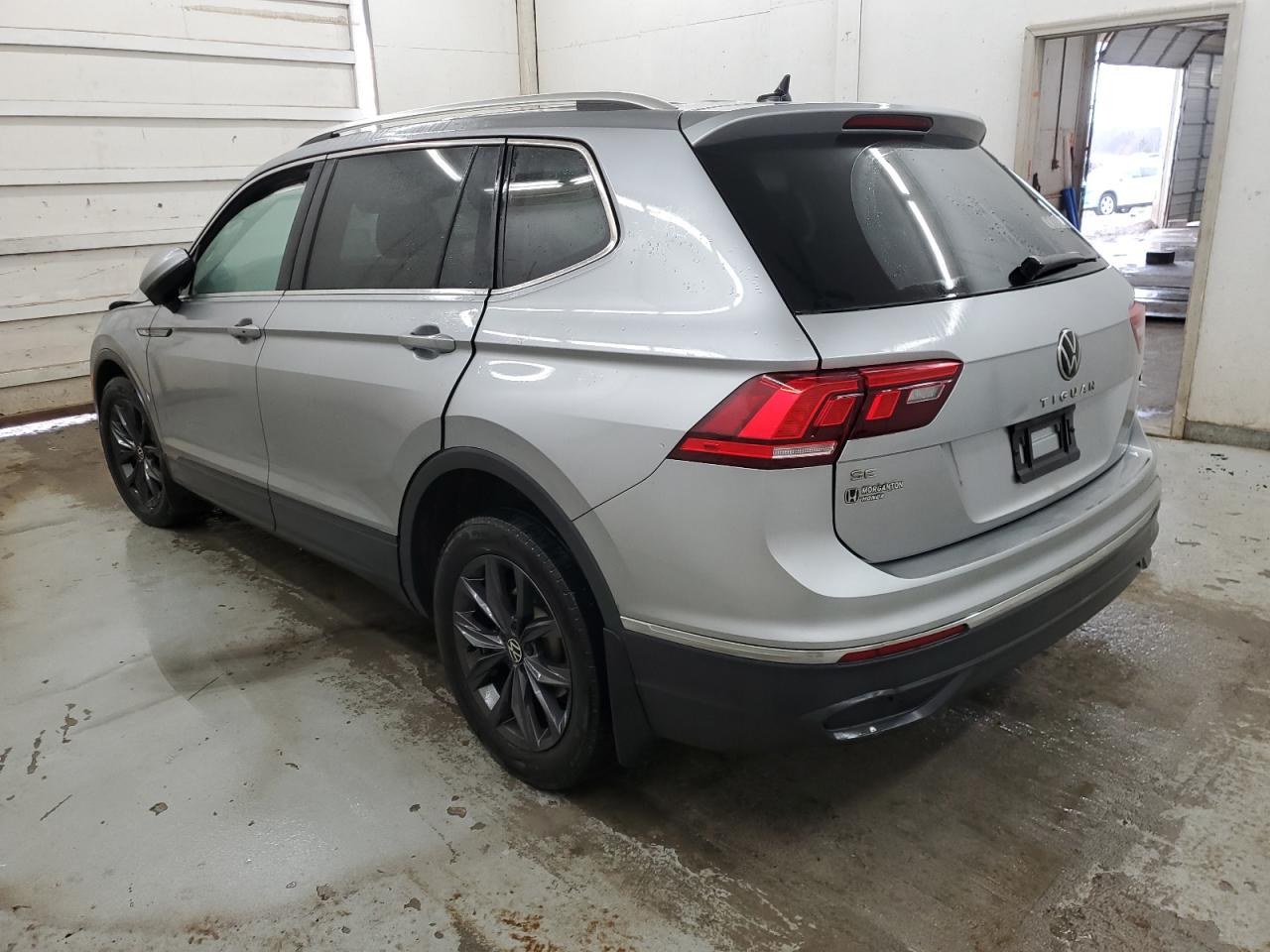 VOLKSWAGEN TIGUAN SE