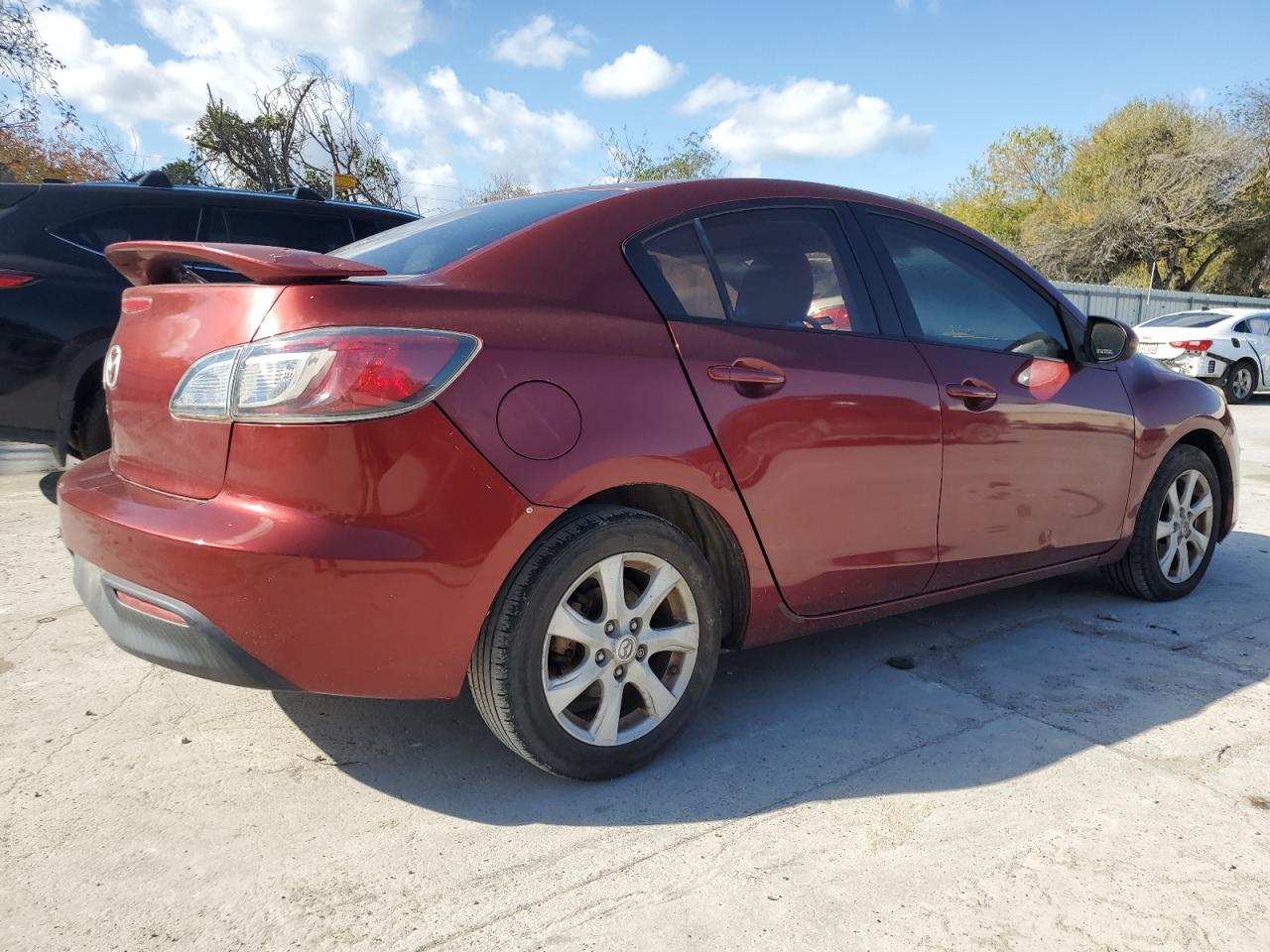 Lot #3037009740 2010 MAZDA 3 I