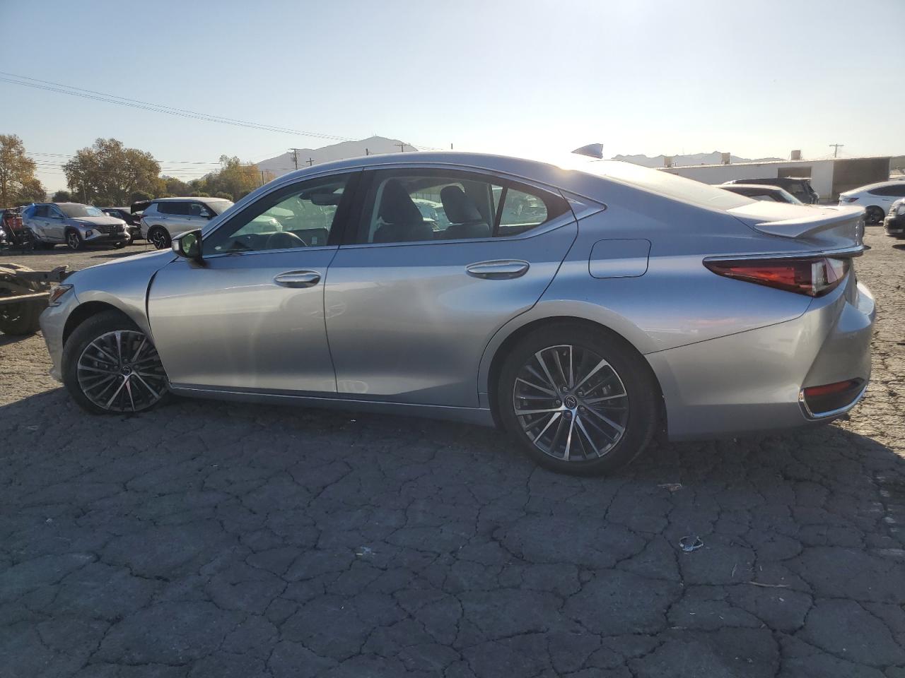 Lot #3026125265 2023 LEXUS ES 300H BA