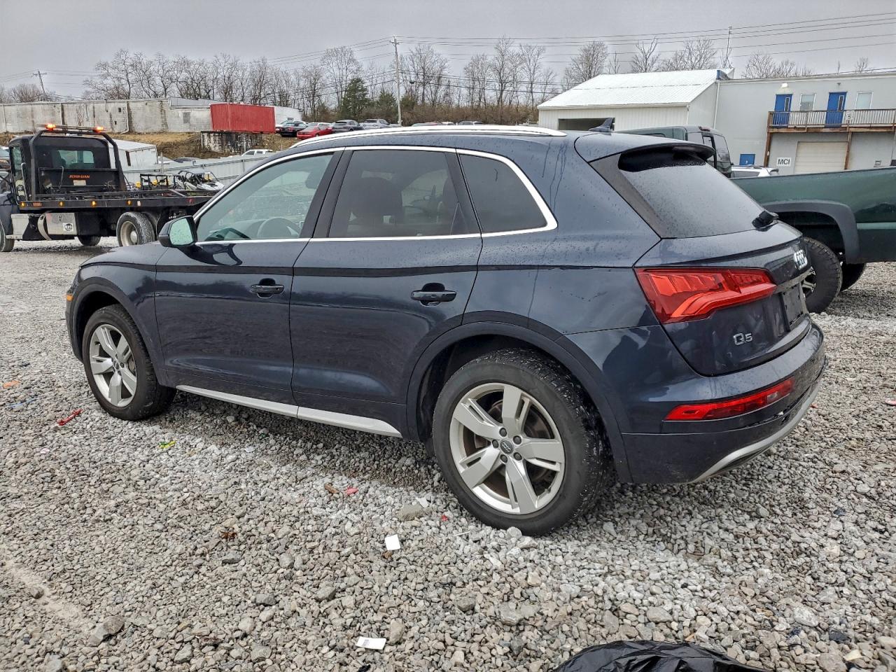 AUDI Q5 PREMIUM PLUS