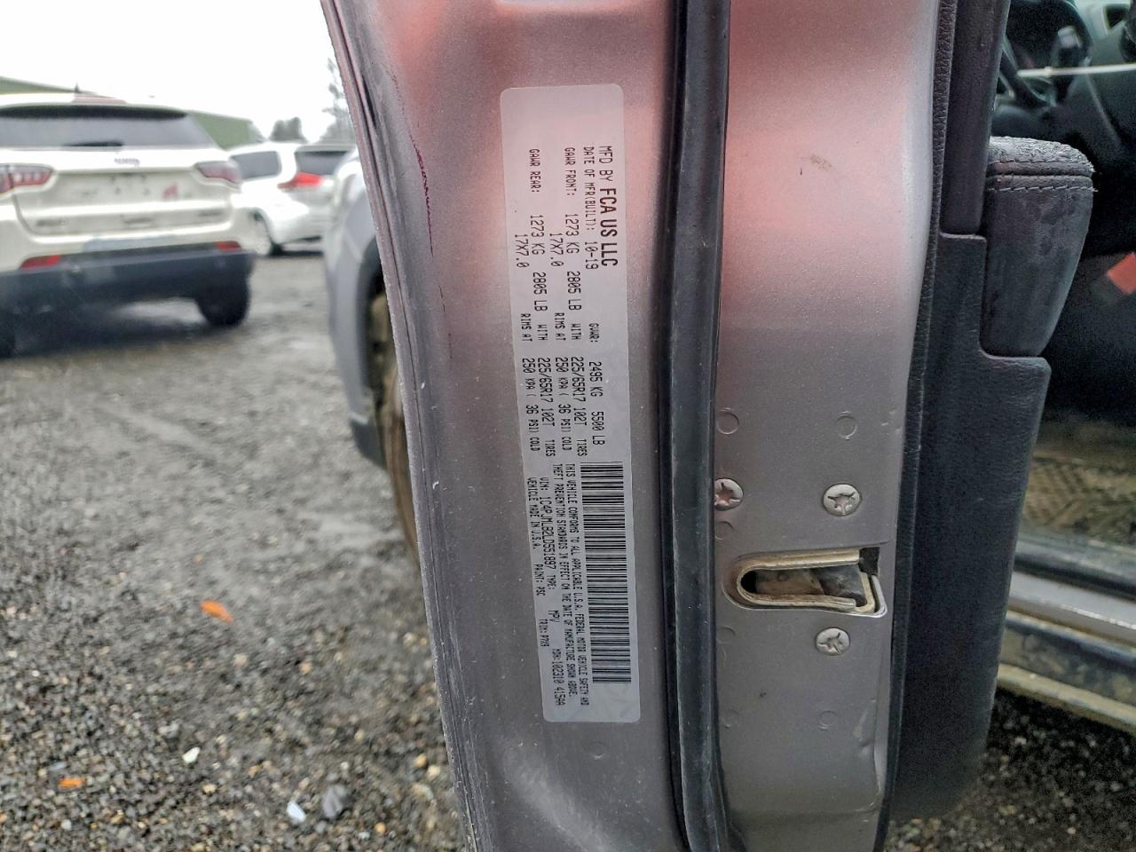 JEEP GRAND CHEROKEE LATITUDE PLUS