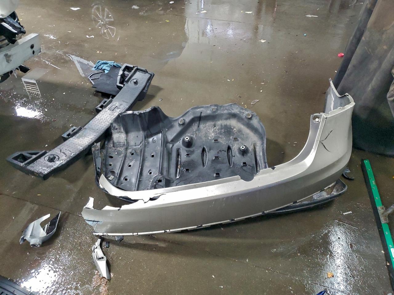 TOYOTA AVALON HYBRID