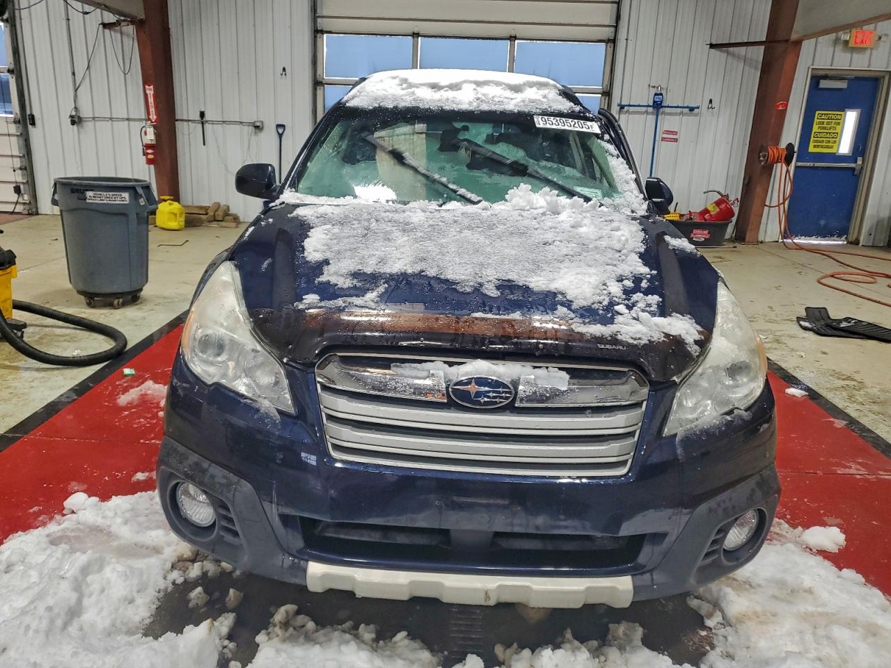 Lot #3311581789 2014 SUBARU OUTBACK 2.