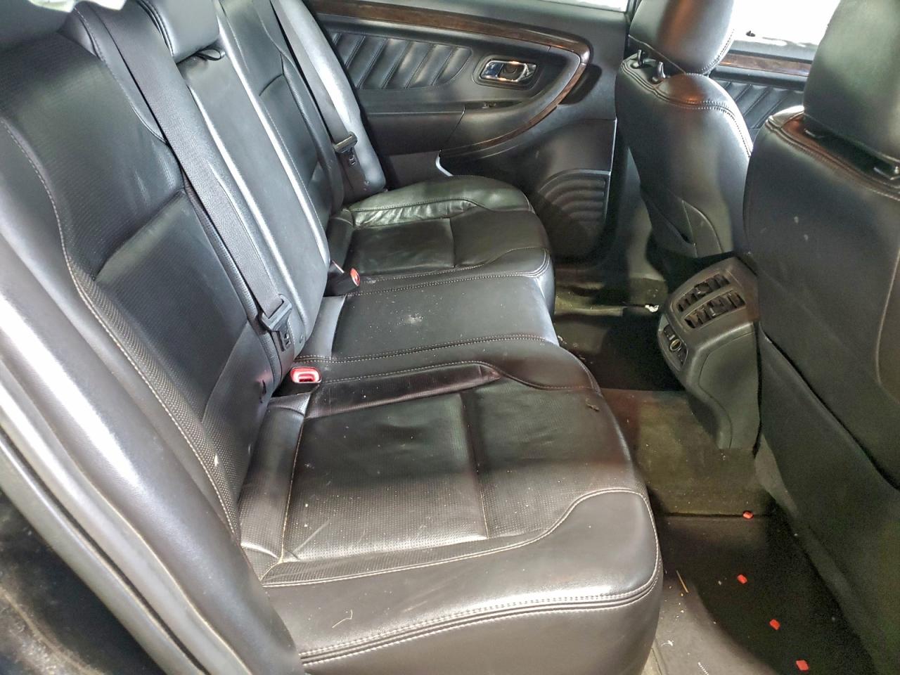 Lot #3317760092 2015 FORD TAURUS LIM