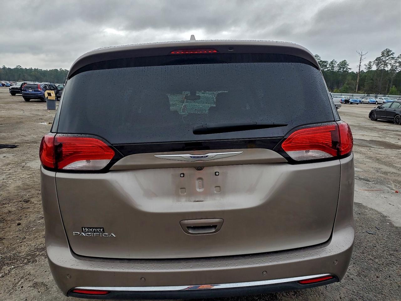 CHRYSLER PACIFICA TOURING L