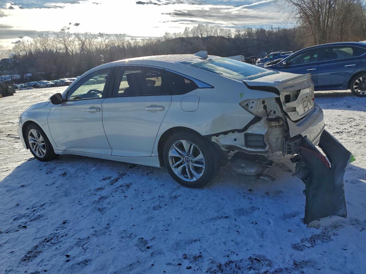Lot #3312424679 2018 HONDA ACCORD