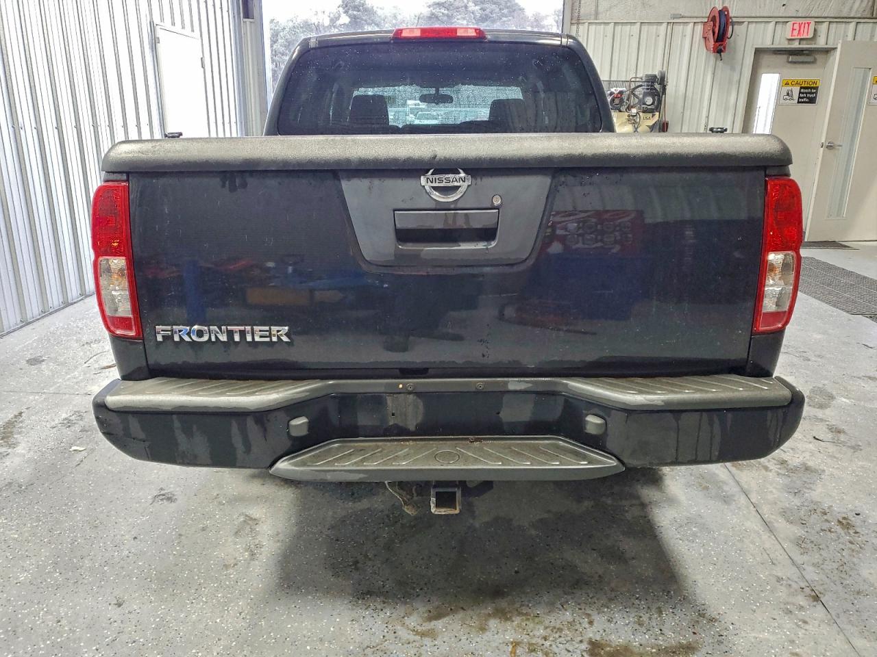 NISSAN FRONTIER S