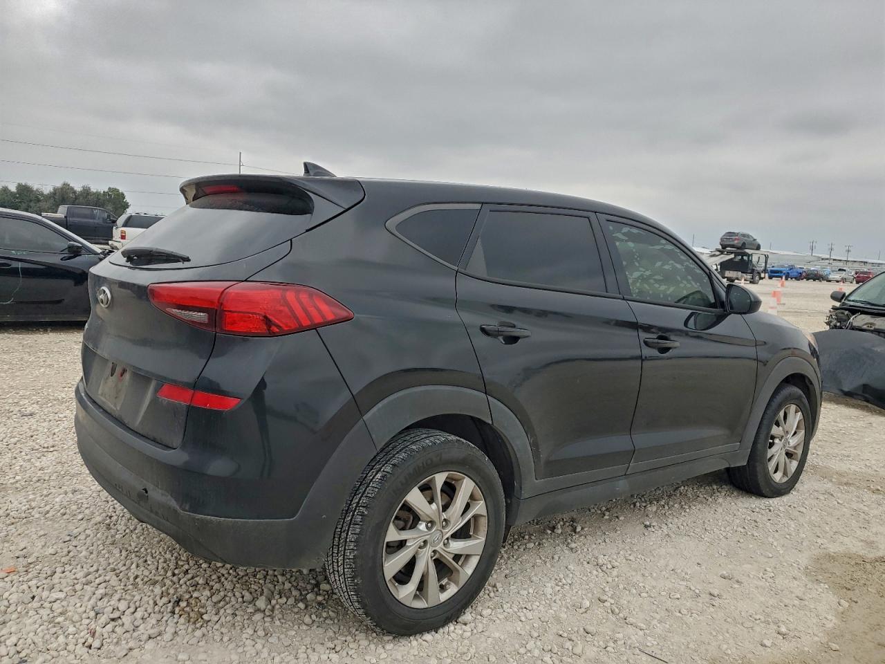 HYUNDAI TUCSON SE