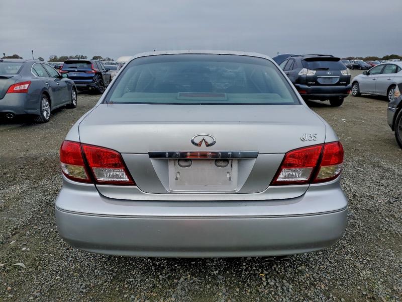 2002 INFINITI I35 #3318961935