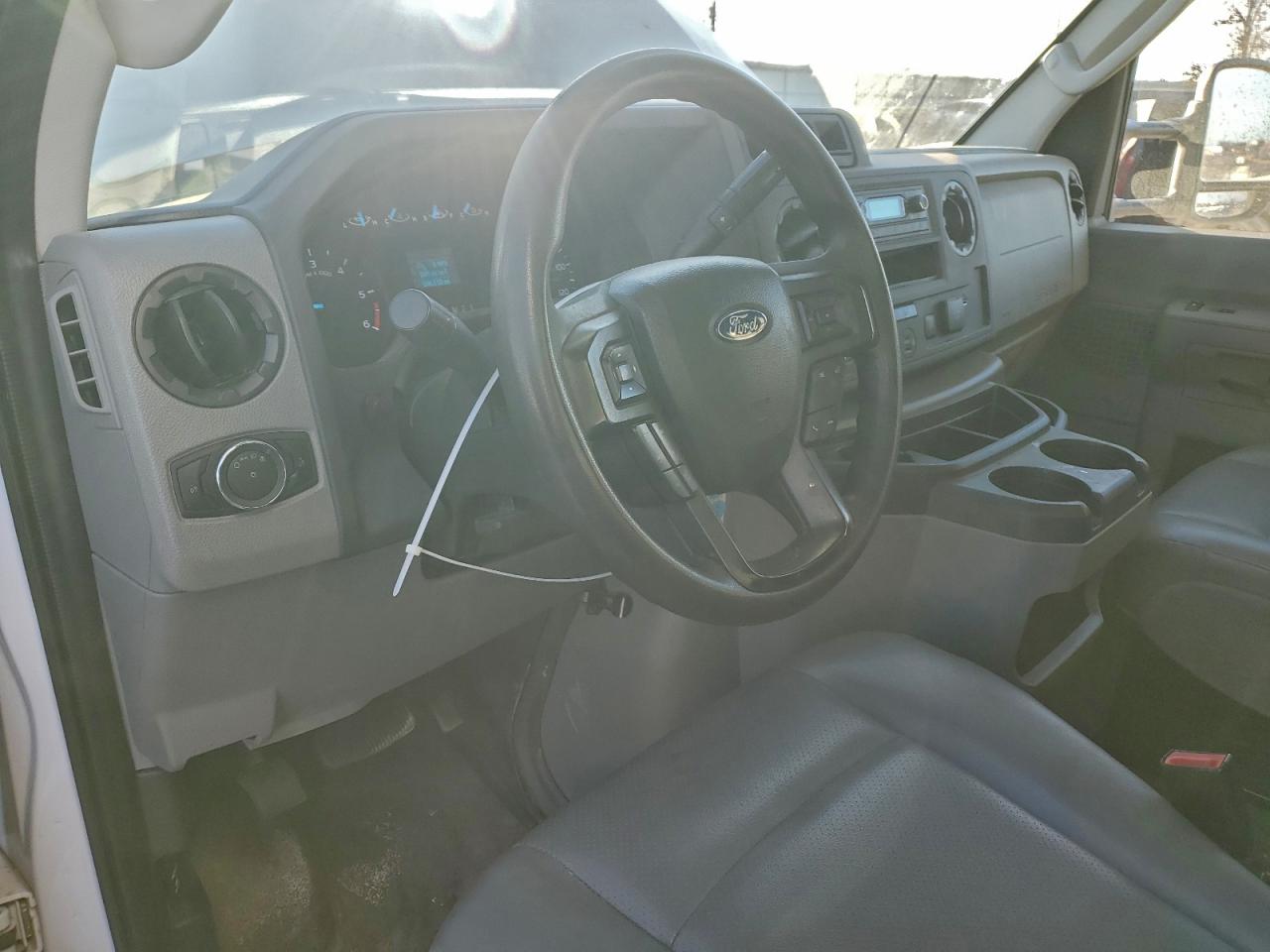 FORD E-350 E350 SUPER DUTY CUTAWAY VAN