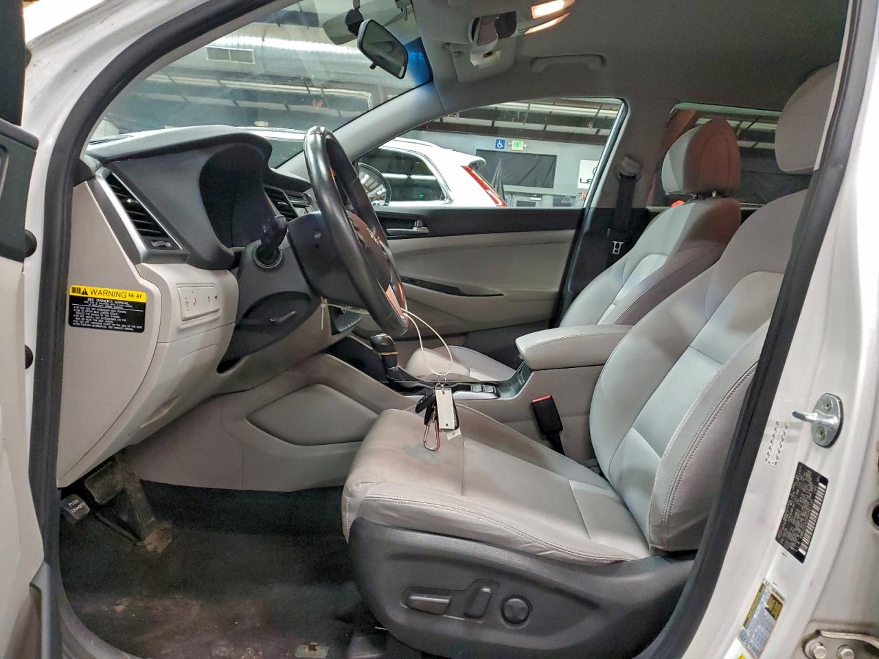 Lot #3302762353 2017 HYUNDAI TUCSON LIM