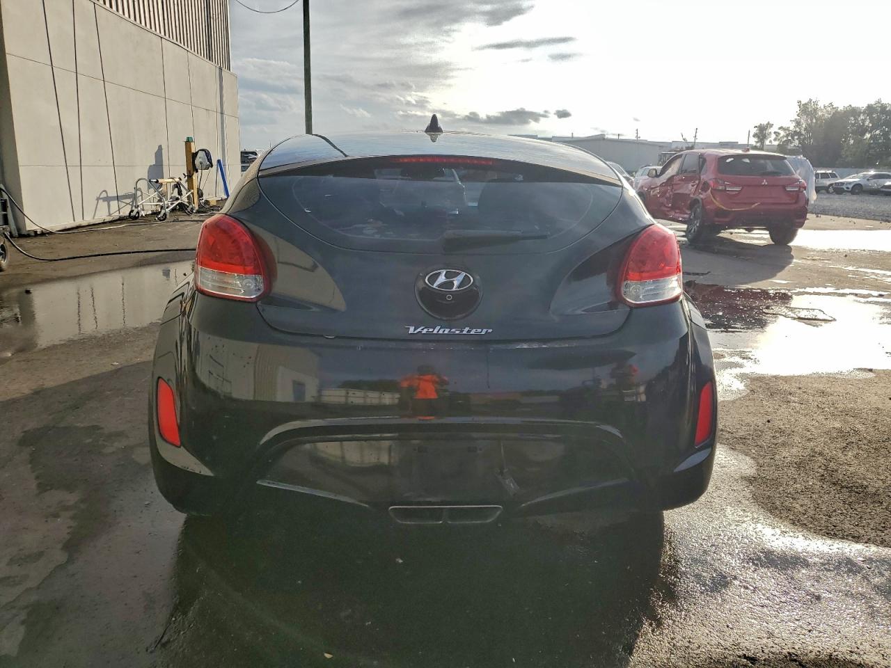 HYUNDAI VELOSTER