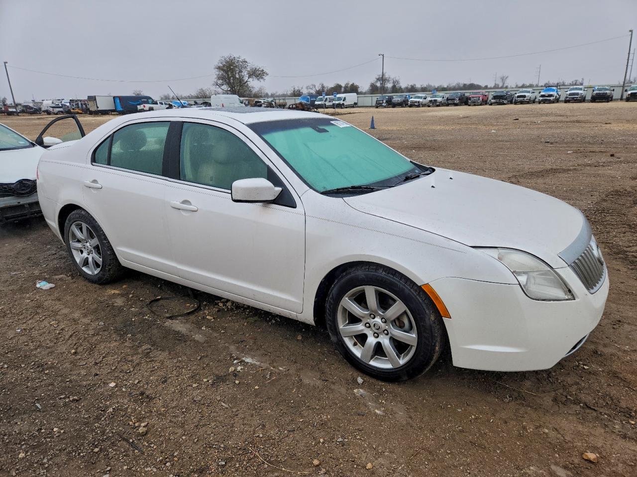 Lot #3318142412 2011 MERCURY MILAN PREM