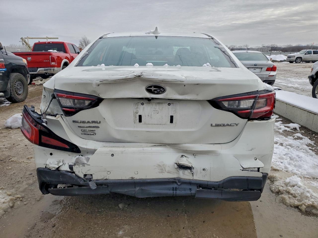 SUBARU LEGACY LIMITED