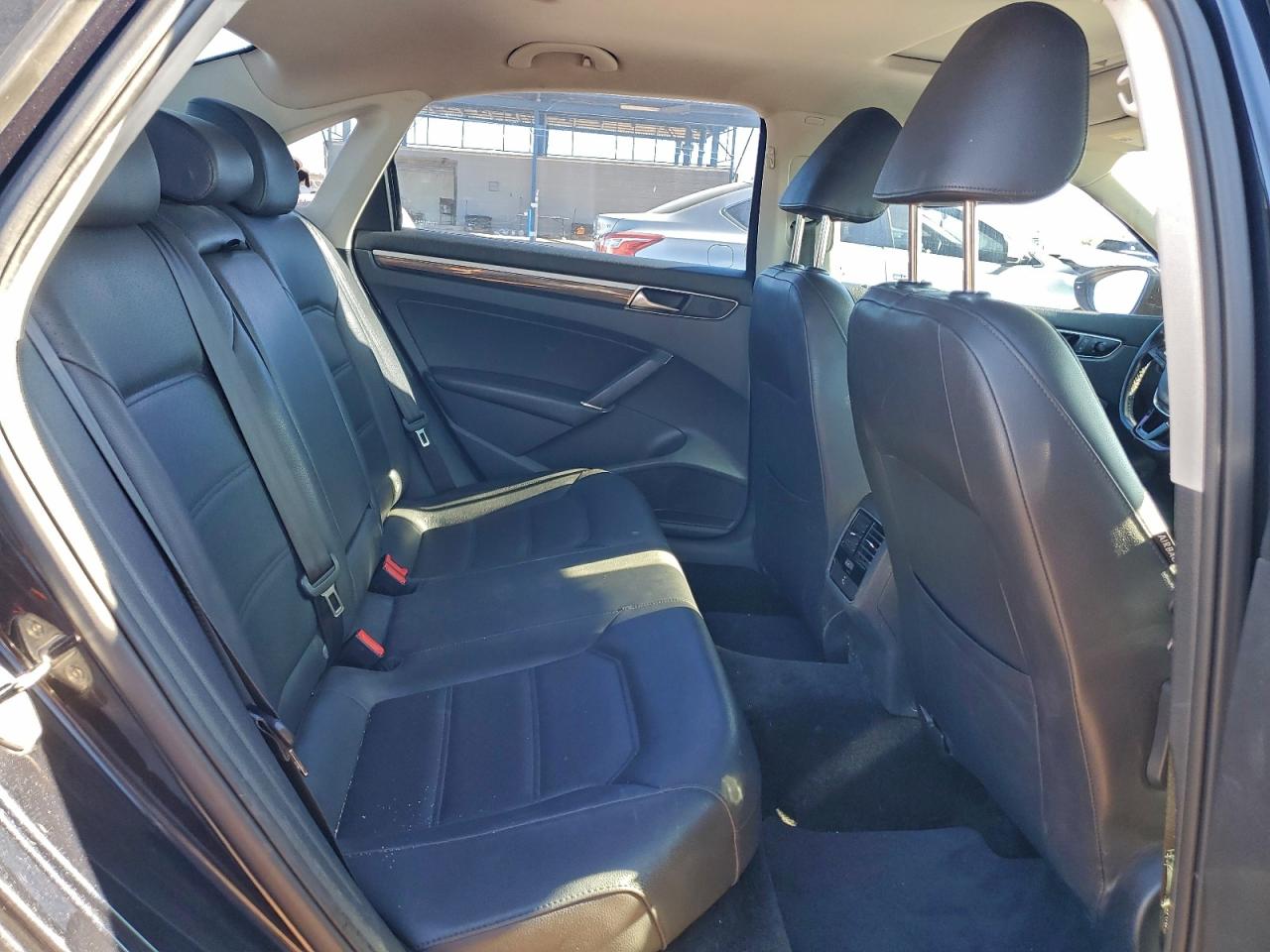 Lot #3318169390 2018 VOLKSWAGEN PASSAT SE