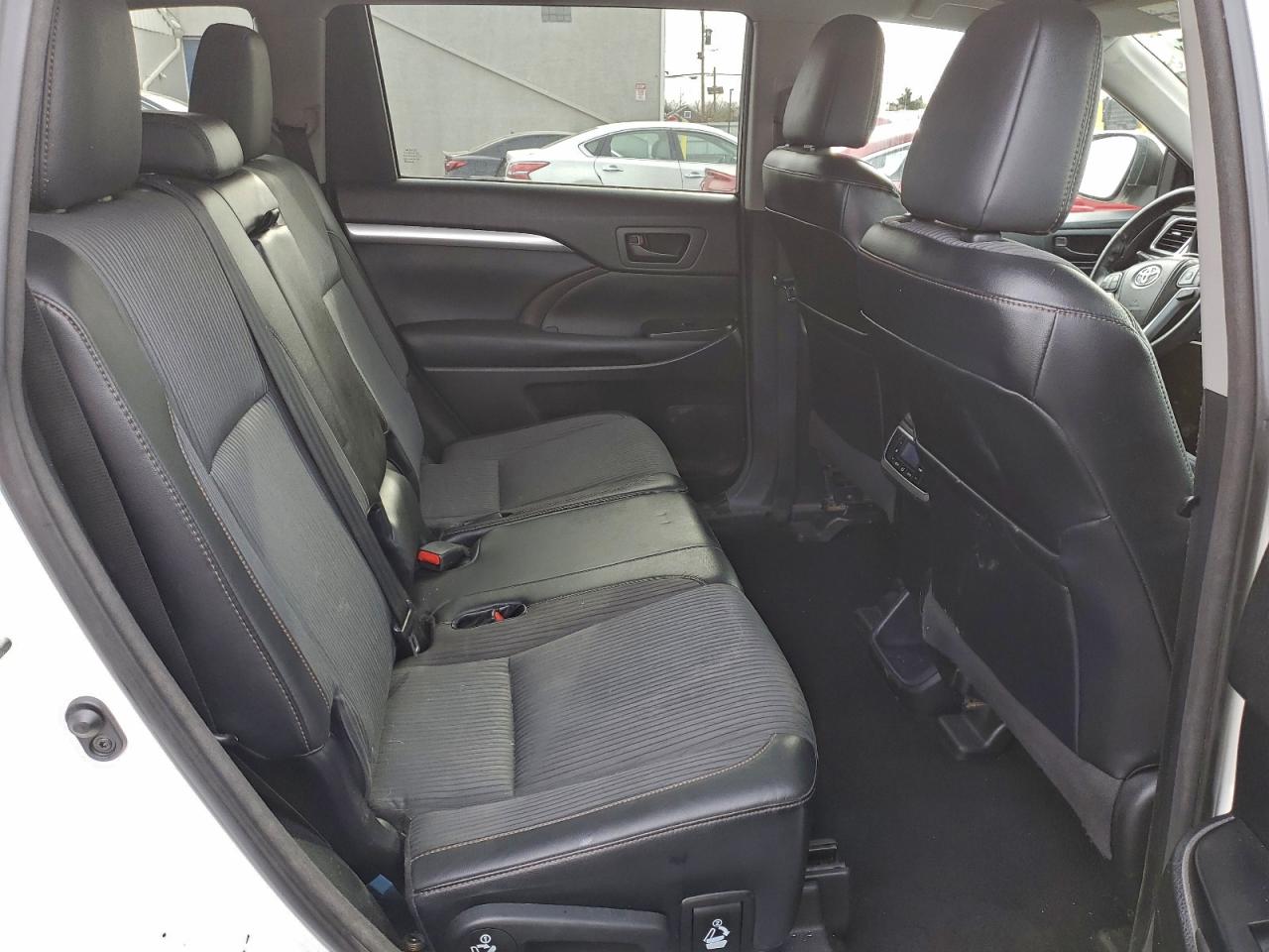 TOYOTA HIGHLANDER LE