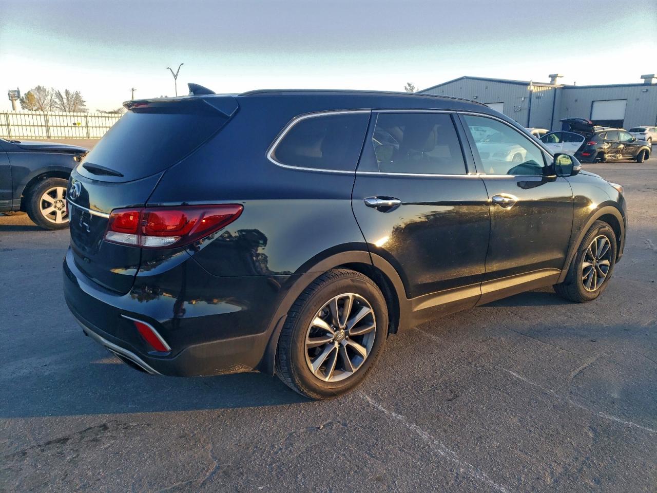 Lot #3317727078 2018 HYUNDAI SANTA FE S