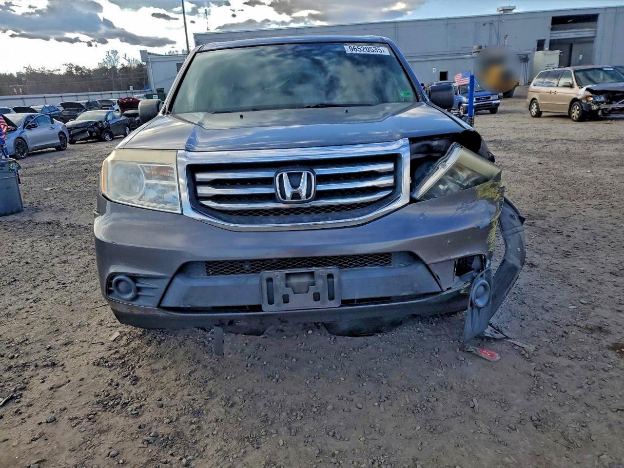 Lot #3317813168 2015 HONDA PILOT LX