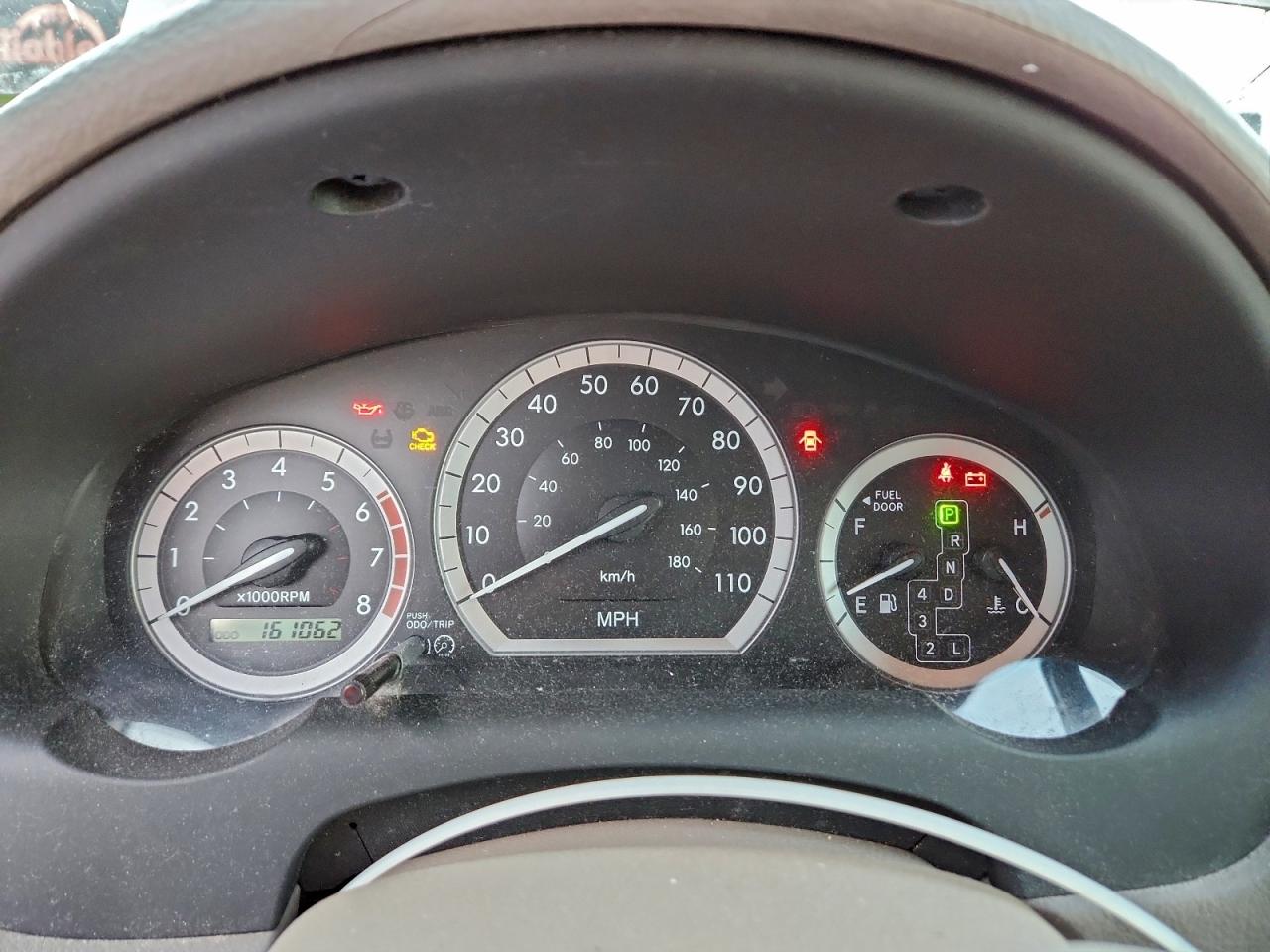 Lot #3317782122 2004 TOYOTA SIENNA CE