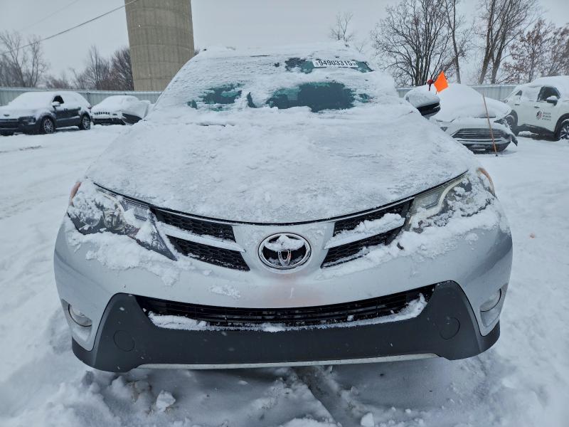 2015 TOYOTA RAV4 XLE #3310453326