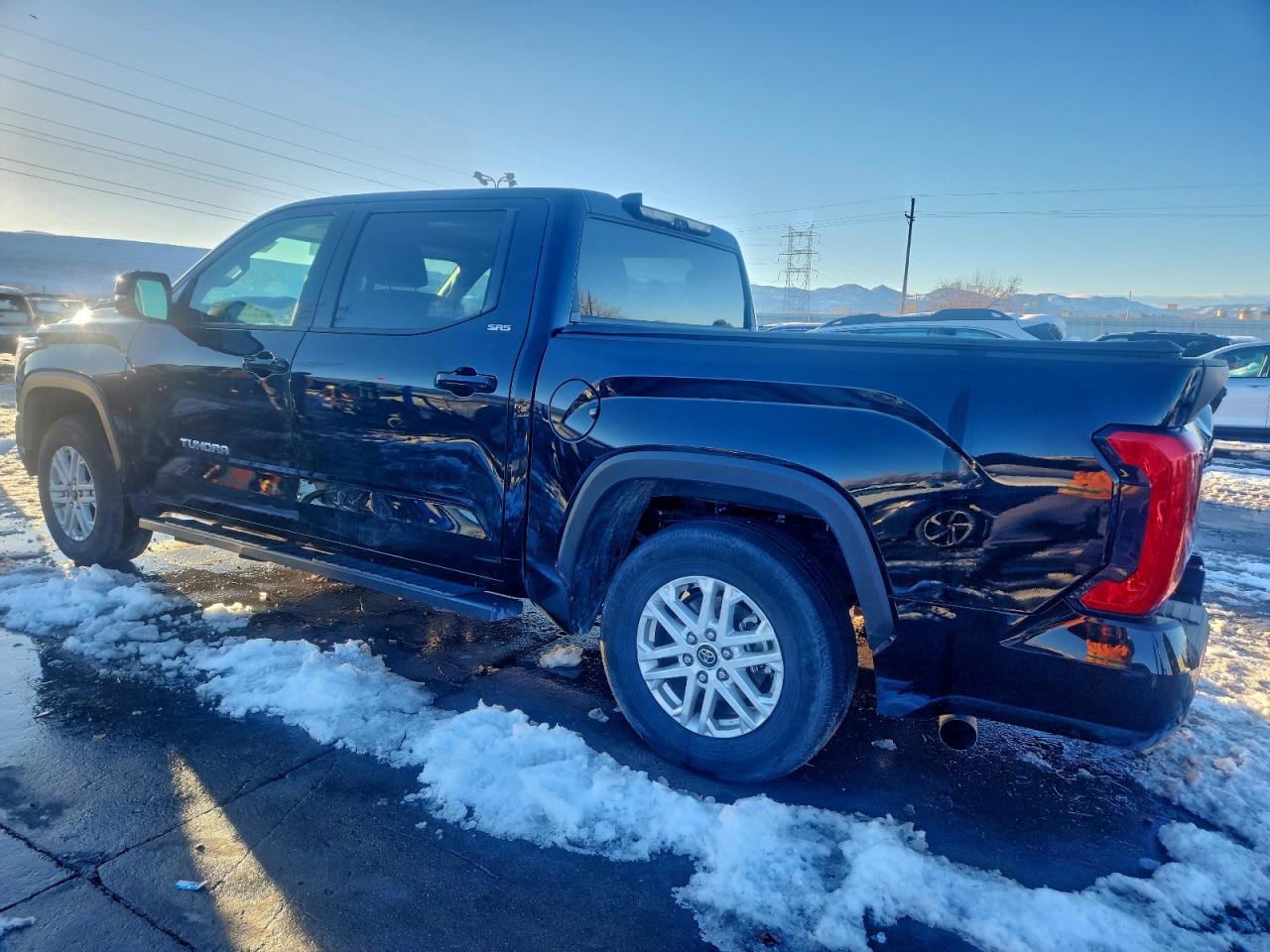 TOYOTA TUNDRA CREWMAX SR