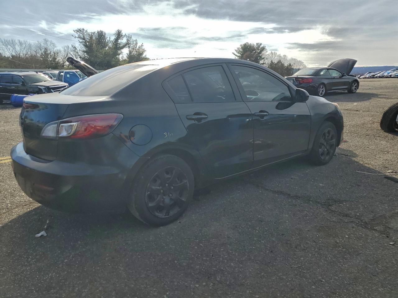 MAZDA 3 I