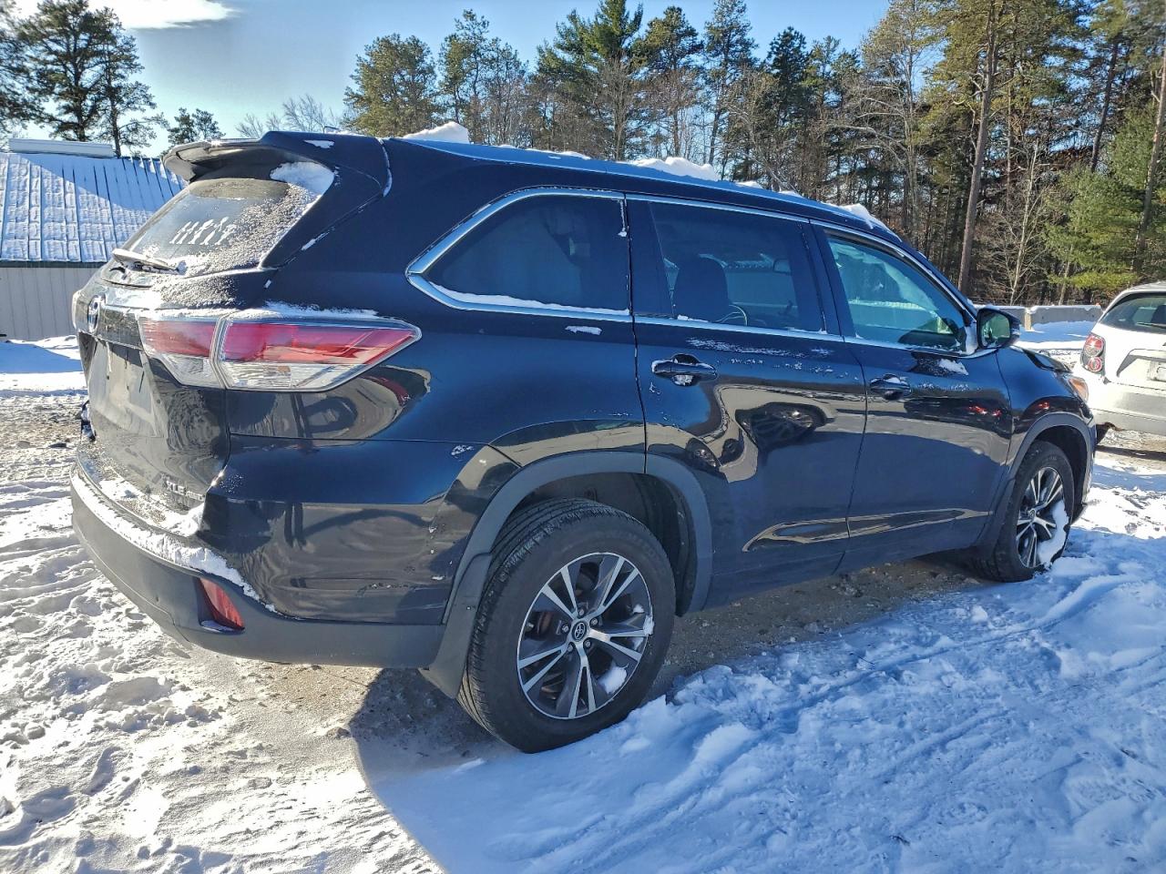 TOYOTA HIGHLANDER XLE