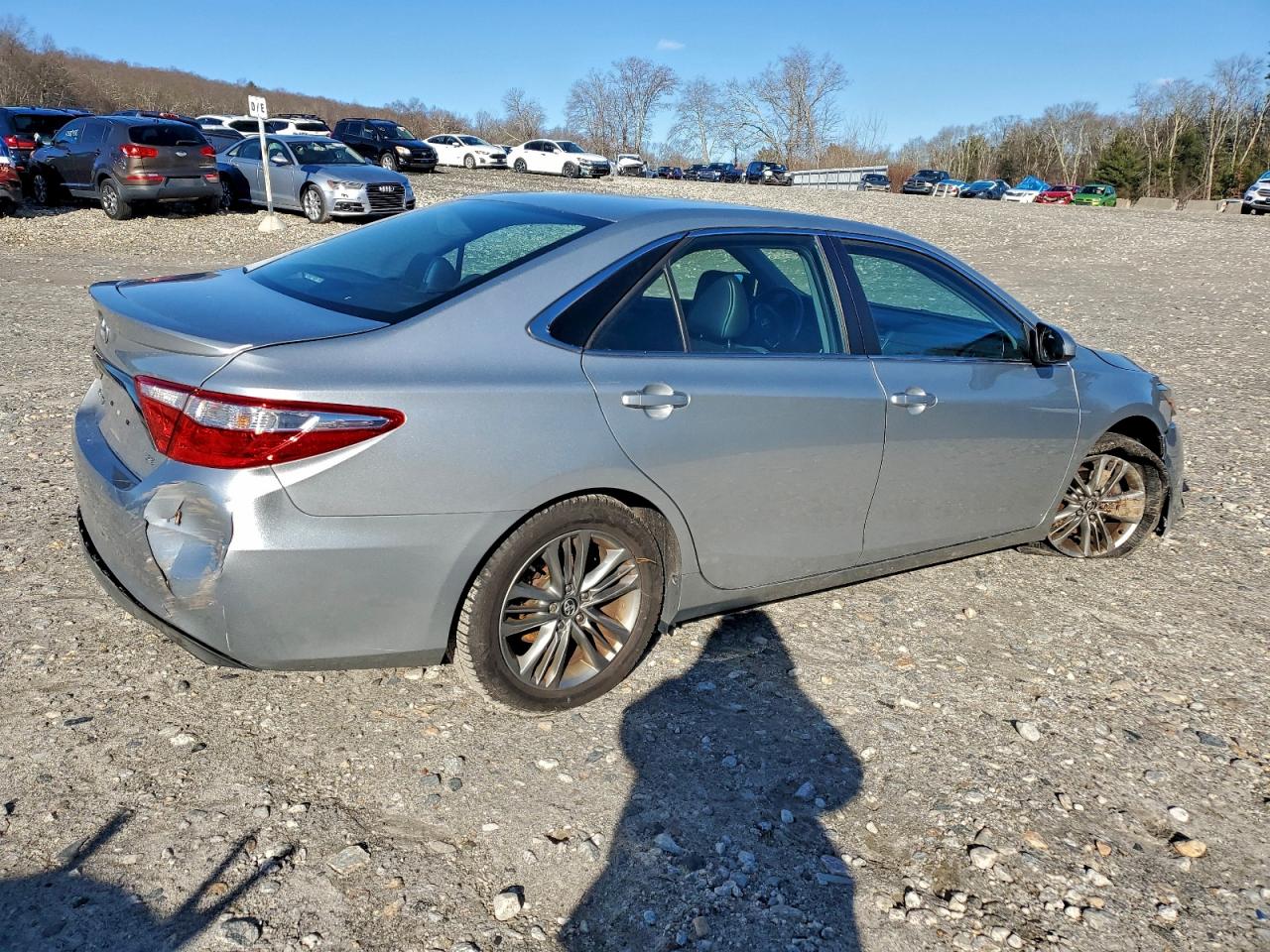 TOYOTA CAMRY LE