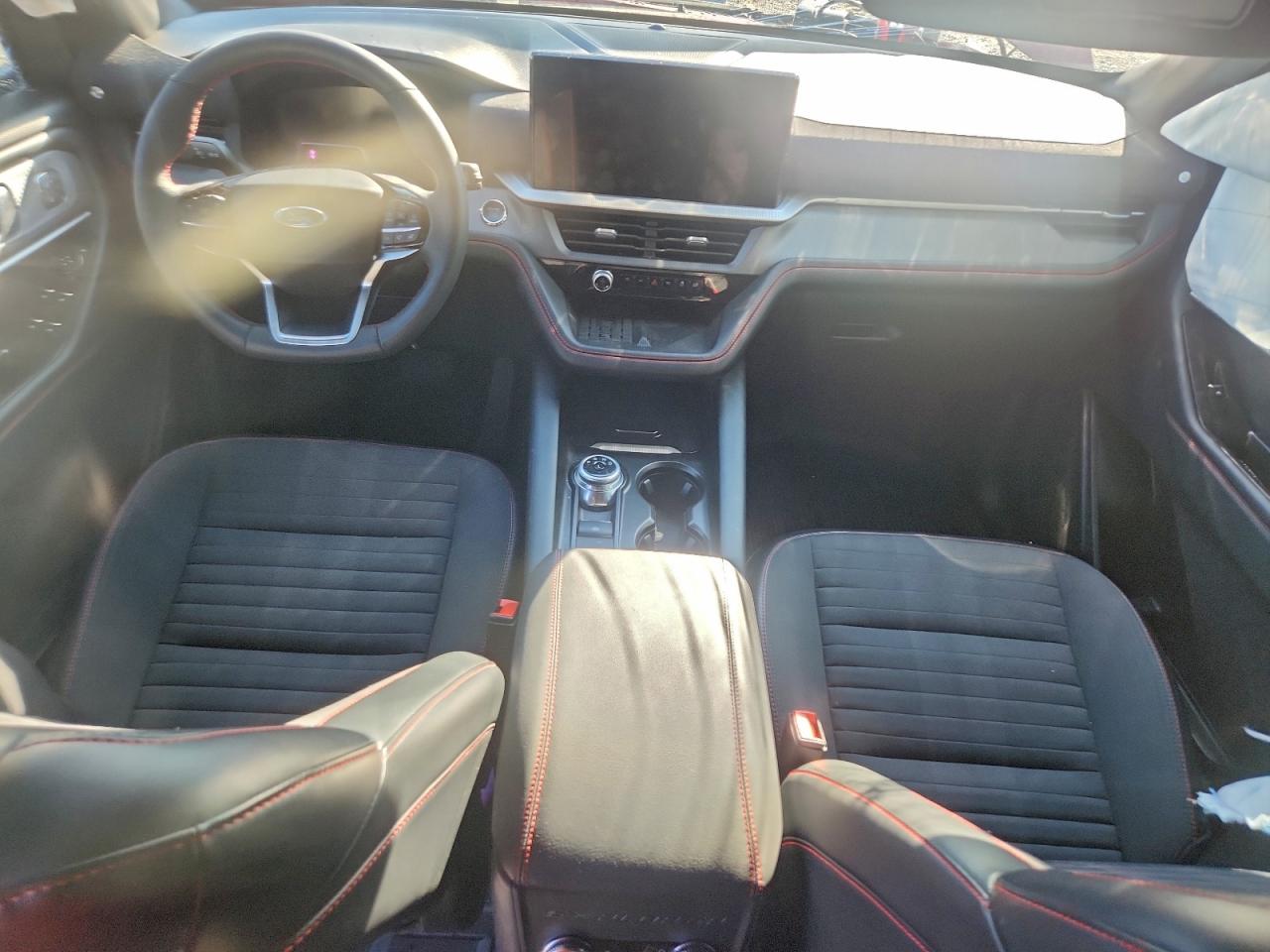 FORD EXPLORER ST-LINE