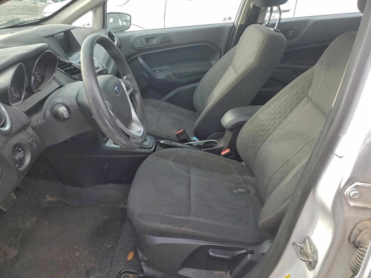 Lot #3316712433 2019 FORD FIESTA SE