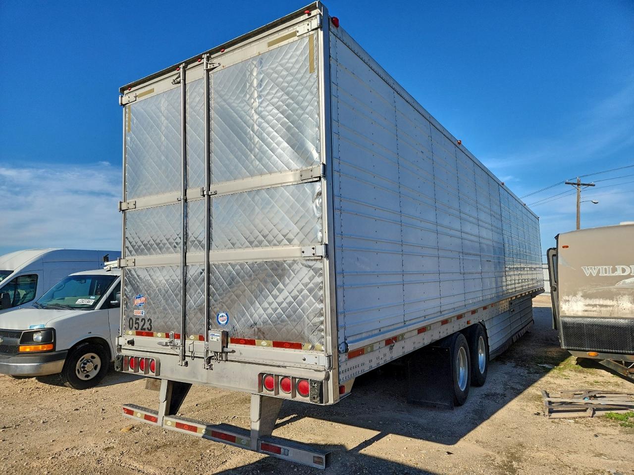 Lot #3310353958 2011 UTIL TRAILER