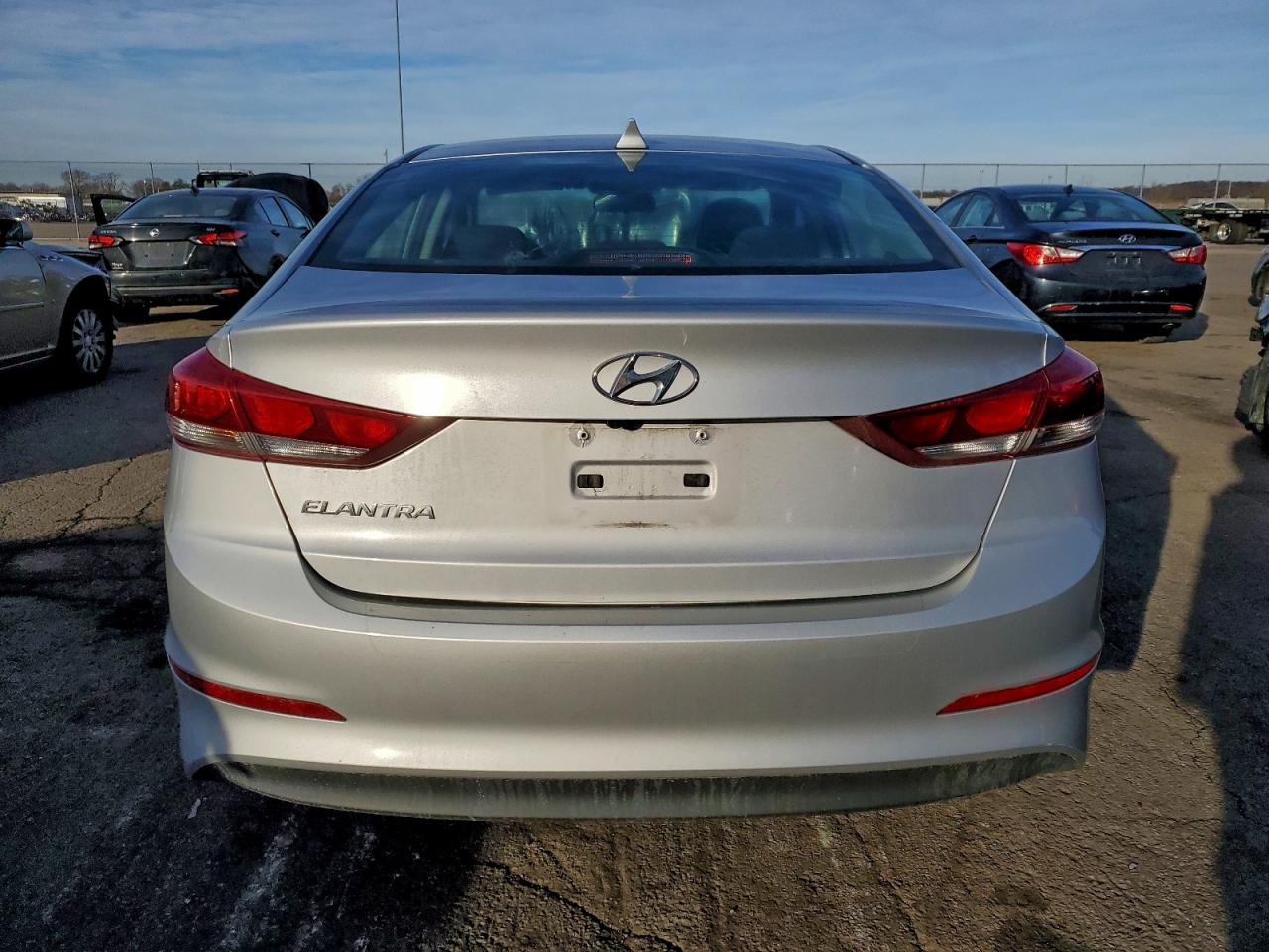 Lot #3311558269 2018 HYUNDAI ELANTRA SE
